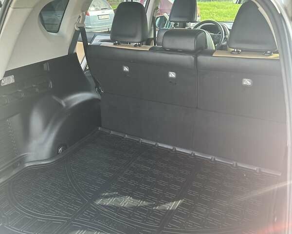 Тойота РАВ 4 2016 в Житомире на Automoto.ua Белый Тойота РАВ 4, объемом двигателя 2.49 л и пробегом 124 тыс. км за 21500 $, фото 25 на Automoto.ua