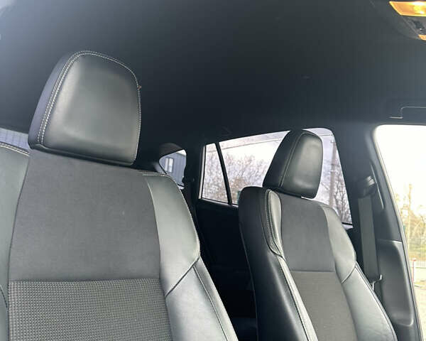 Белый Тойота РАВ 4, объемом двигателя 2.49 л и пробегом 72 тыс. км за 22900 $, фото 32 на Automoto.ua