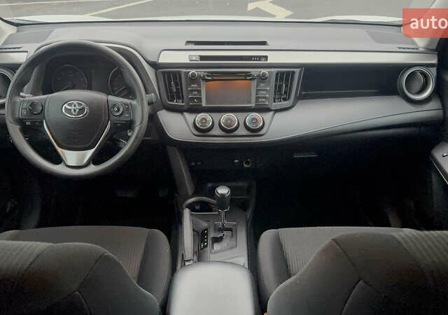 Білий Тойота РАВ 4, об'ємом двигуна 2.49 л та пробігом 173 тис. км за 16100 $, фото 30 на Automoto.ua