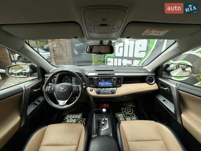 Белый Тойота РАВ 4, объемом двигателя 1.99 л и пробегом 115 тыс. км за 21990 $, фото 18 на Automoto.ua