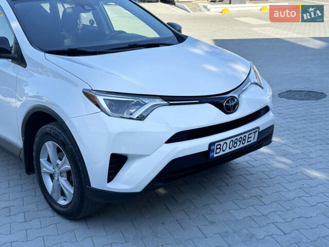 Білий Тойота РАВ 4, об'ємом двигуна 2.49 л та пробігом 162 тис. км за 20300 $, фото 15 на Automoto.ua