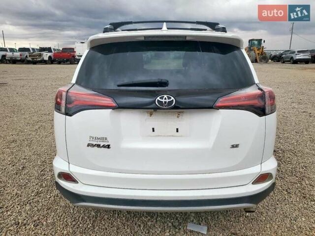 Белый Тойота РАВ 4, объемом двигателя 2.49 л и пробегом 175 тыс. км за 5300 $, фото 5 на Automoto.ua