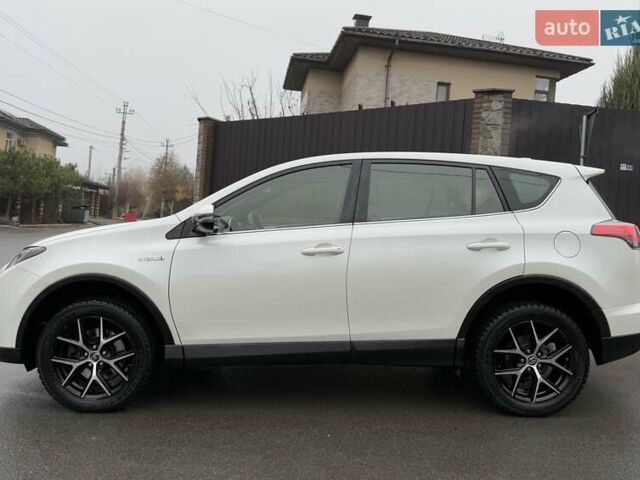 Белый Тойота РАВ 4, объемом двигателя 2.49 л и пробегом 71 тыс. км за 24800 $, фото 2 на Automoto.ua