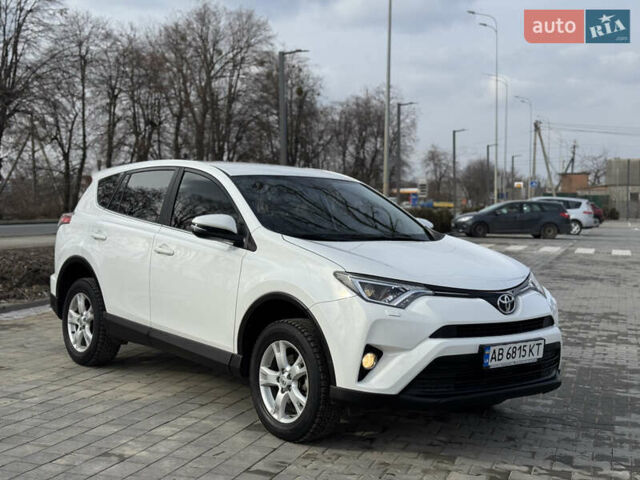 Белый Тойота РАВ 4, объемом двигателя 2 л и пробегом 117 тыс. км за 18900 $, фото 22 на Automoto.ua