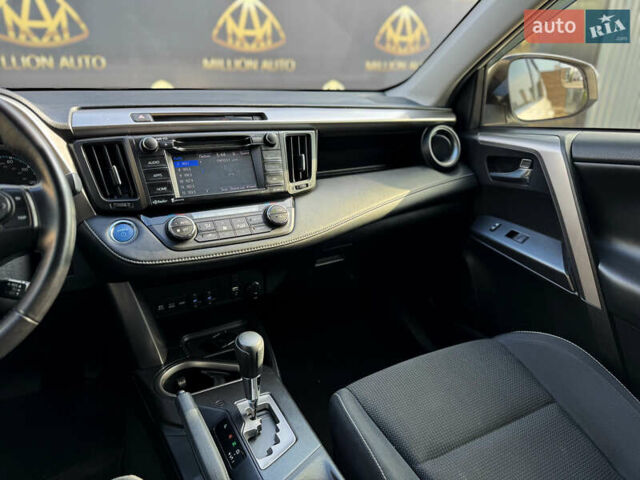 Белый Тойота РАВ 4, объемом двигателя 2.49 л и пробегом 114 тыс. км за 21999 $, фото 22 на Automoto.ua