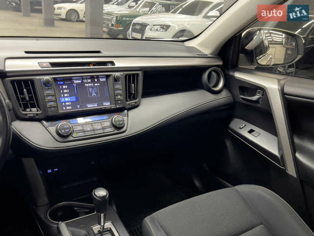 Білий Тойота РАВ 4, об'ємом двигуна 2.49 л та пробігом 92 тис. км за 18990 $, фото 20 на Automoto.ua