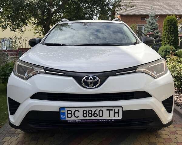 Тойота РАВ 4 2016 в Львове на Automoto.ua Белый Тойота РАВ 4, объемом двигателя 2.49 л и пробегом 116 тыс. км за 18300 $, фото 5 на Automoto.ua