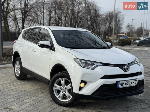 Белый Тойота РАВ 4, объемом двигателя 2 л и пробегом 117 тыс. км за 18900 $, фото 23 на Automoto.ua
