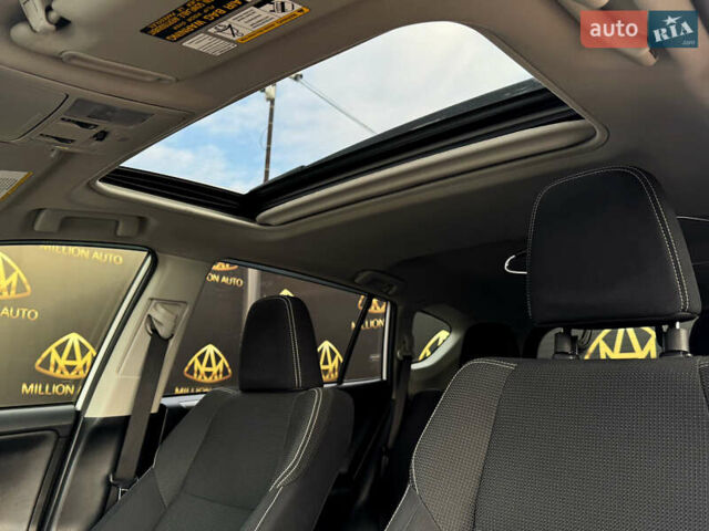 Белый Тойота РАВ 4, объемом двигателя 2.49 л и пробегом 114 тыс. км за 21999 $, фото 11 на Automoto.ua