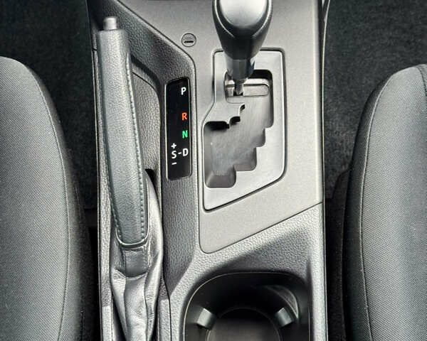 Тойота РАВ 4 2016 у Києві на Automoto.ua Білий Тойота РАВ 4, об'ємом двигуна 2.49 л та пробігом 173 тис. км за 17200 $, фото 47 на Automoto.ua