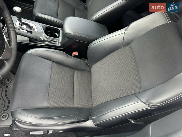 Белый Тойота РАВ 4, объемом двигателя 2.49 л и пробегом 72 тыс. км за 22900 $, фото 17 на Automoto.ua