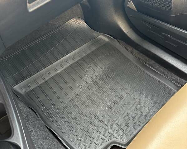 Тойота РАВ 4 2016 в Житомире на Automoto.ua Белый Тойота РАВ 4, объемом двигателя 2.49 л и пробегом 124 тыс. км за 21500 $, фото 51 на Automoto.ua