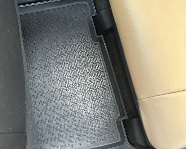 Тойота РАВ 4 2016 в Житомире на Automoto.ua Белый Тойота РАВ 4, объемом двигателя 2.49 л и пробегом 124 тыс. км за 21500 $, фото 52 на Automoto.ua