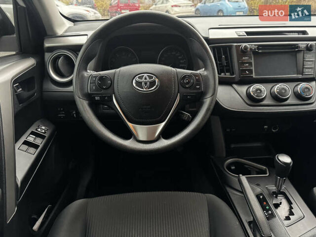 Білий Тойота РАВ 4, об'ємом двигуна 2.49 л та пробігом 173 тис. км за 16100 $, фото 38 на Automoto.ua