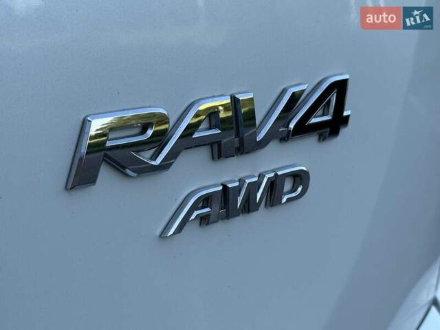 Белый Тойота РАВ 4, объемом двигателя 1.99 л и пробегом 110 тыс. км за 19999 $, фото 24 на Automoto.ua