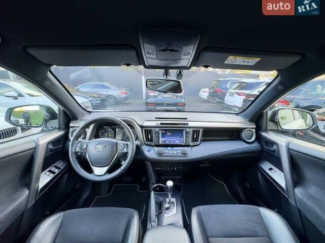 Тойота РАВ 4 2016 в Киеве на Automoto.ua Белый Тойота РАВ 4, объемом двигателя 2.5 л и пробегом 165 тыс. км за 22200 $, фото 24 на Automoto.ua