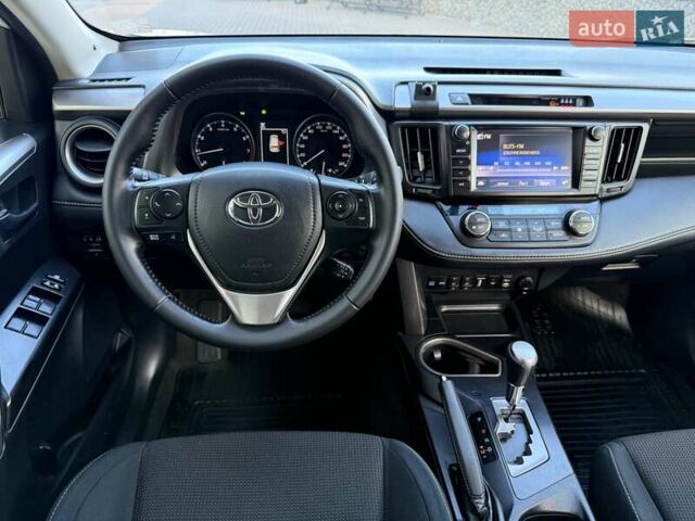Тойота РАВ 4 2016 в Белой Церкве на Automoto.ua Белый Тойота РАВ 4, объемом двигателя 1.99 л и пробегом 110 тыс. км за 22500 $, фото 51 на Automoto.ua