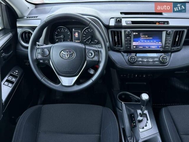 Белый Тойота РАВ 4, объемом двигателя 1.99 л и пробегом 110 тыс. км за 20900 $, фото 31 на Automoto.ua