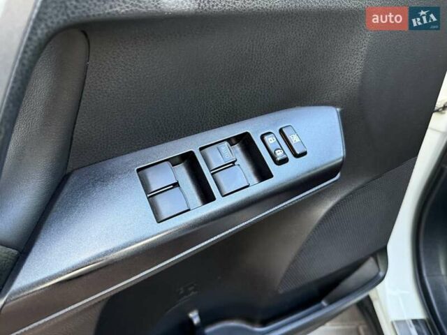 Тойота РАВ 4 2016 в Белой Церкве на Automoto.ua Белый Тойота РАВ 4, объемом двигателя 1.99 л и пробегом 110 тыс. км за 22500 $, фото 39 на Automoto.ua