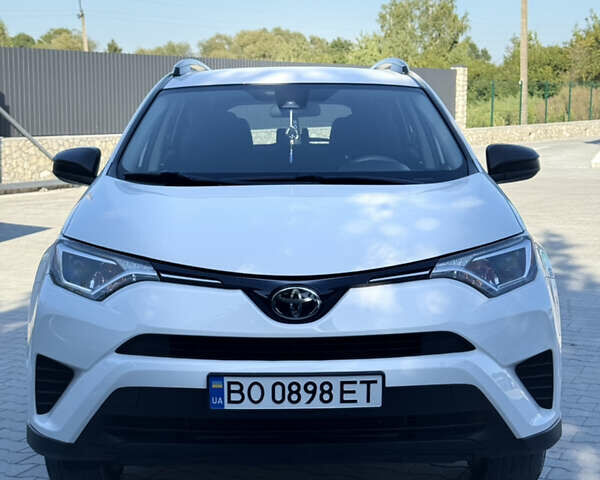 Білий Тойота РАВ 4, об'ємом двигуна 2.49 л та пробігом 162 тис. км за 20300 $, фото 25 на Automoto.ua