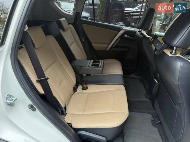 Белый Тойота РАВ 4, объемом двигателя 1.99 л и пробегом 115 тыс. км за 21990 $, фото 35 на Automoto.ua