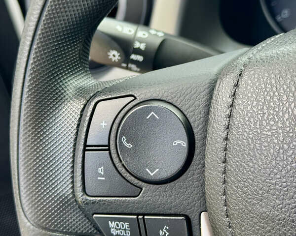 Тойота РАВ 4 2016 у Києві на Automoto.ua Білий Тойота РАВ 4, об'ємом двигуна 2.49 л та пробігом 173 тис. км за 17200 $, фото 50 на Automoto.ua