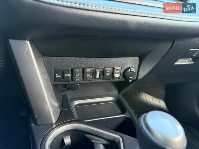 Тойота РАВ 4 2016 в Белой Церкве на Automoto.ua Белый Тойота РАВ 4, объемом двигателя 1.99 л и пробегом 110 тыс. км за 22500 $, фото 59 на Automoto.ua