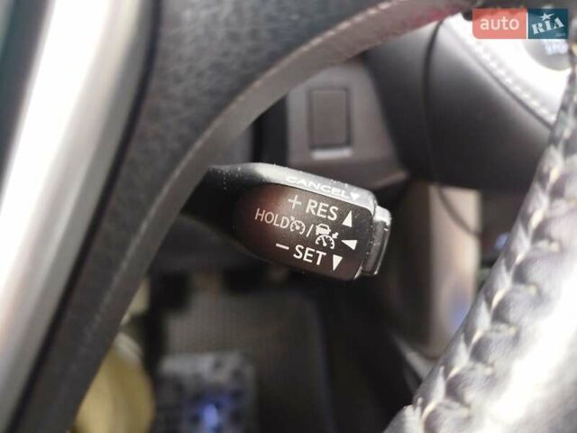 Білий Тойота РАВ 4, об'ємом двигуна 1.99 л та пробігом 194 тис. км за 18500 $, фото 18 на Automoto.ua