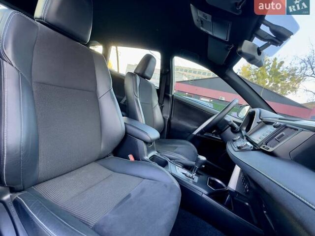 Тойота РАВ 4 2016 в Киеве на Automoto.ua Белый Тойота РАВ 4, объемом двигателя 2.5 л и пробегом 165 тыс. км за 22200 $, фото 27 на Automoto.ua