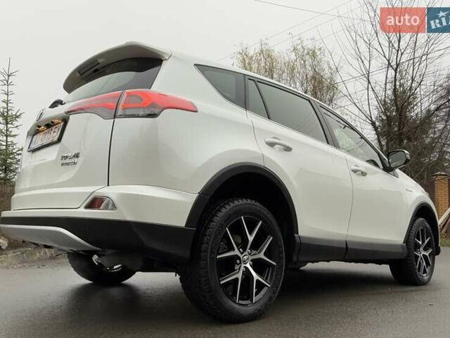 Белый Тойота РАВ 4, объемом двигателя 2.49 л и пробегом 71 тыс. км за 24800 $, фото 11 на Automoto.ua