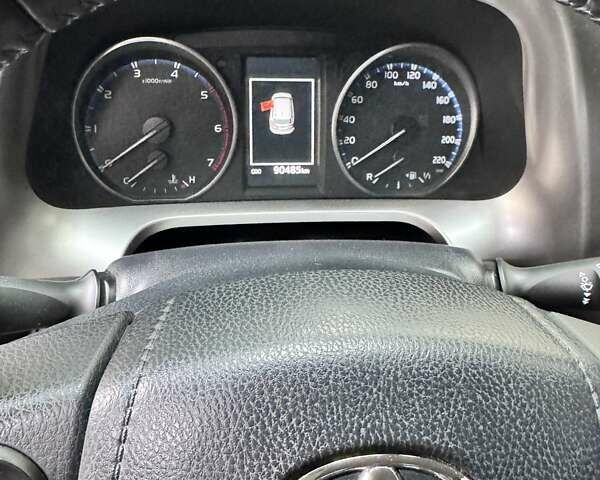 Белый Тойота РАВ 4, объемом двигателя 2.2 л и пробегом 90 тыс. км за 26000 $, фото 4 на Automoto.ua