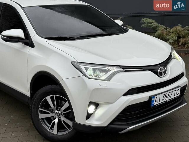 Белый Тойота РАВ 4, объемом двигателя 1.99 л и пробегом 110 тыс. км за 19999 $, фото 18 на Automoto.ua