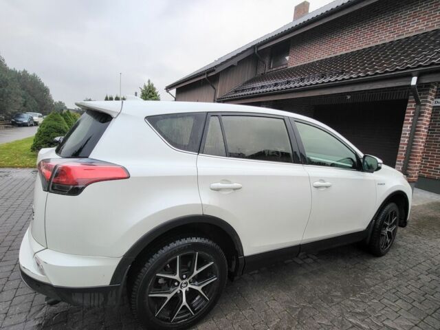 Белый Тойота РАВ 4, объемом двигателя 2.5 л и пробегом 114 тыс. км за 23989 $, фото 6 на Automoto.ua