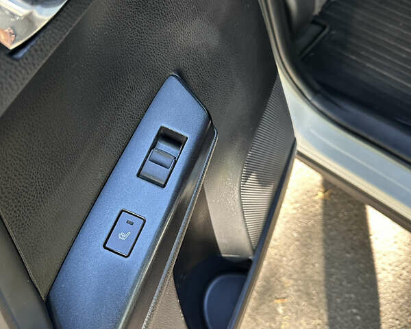 Белый Тойота РАВ 4, объемом двигателя 2.5 л и пробегом 147 тыс. км за 20399 $, фото 11 на Automoto.ua