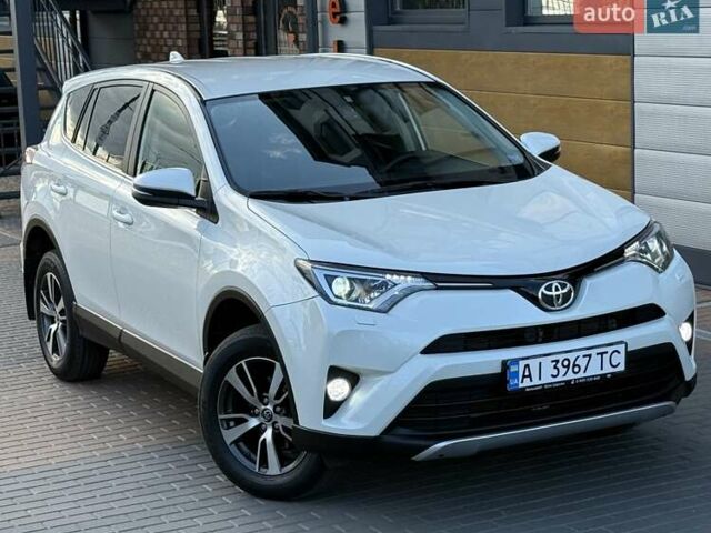 Тойота РАВ 4 2016 в Белой Церкве на Automoto.ua Белый Тойота РАВ 4, объемом двигателя 1.99 л и пробегом 110 тыс. км за 22500 $, фото 15 на Automoto.ua
