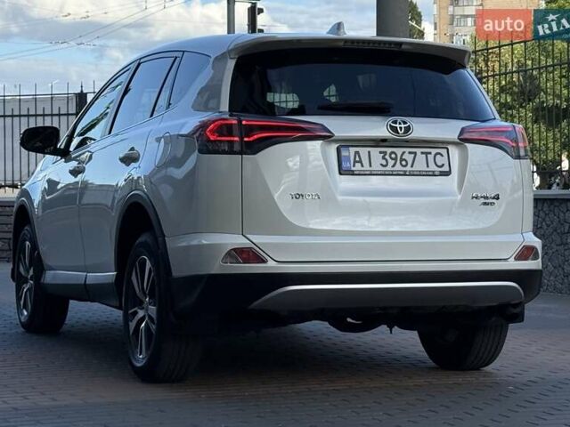 Тойота РАВ 4 2016 в Белой Церкве на Automoto.ua Белый Тойота РАВ 4, объемом двигателя 1.99 л и пробегом 110 тыс. км за 22500 $, фото 30 на Automoto.ua
