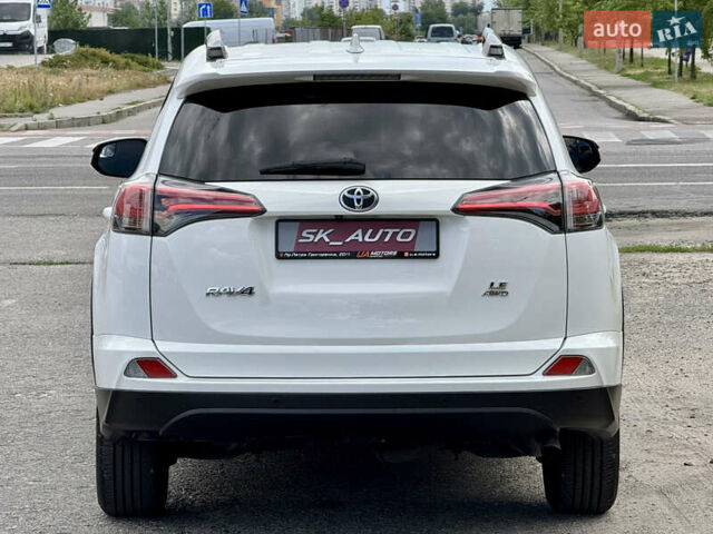 Тойота РАВ 4 2016 у Києві на Automoto.ua Білий Тойота РАВ 4, об'ємом двигуна 2.49 л та пробігом 173 тис. км за 17200 $, фото 89 на Automoto.ua