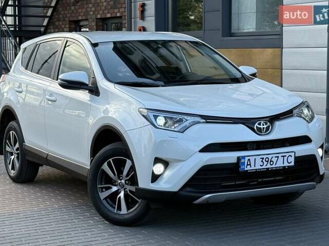 Тойота РАВ 4 2016 в Белой Церкве на Automoto.ua Белый Тойота РАВ 4, объемом двигателя 1.99 л и пробегом 110 тыс. км за 22500 $, фото 13 на Automoto.ua