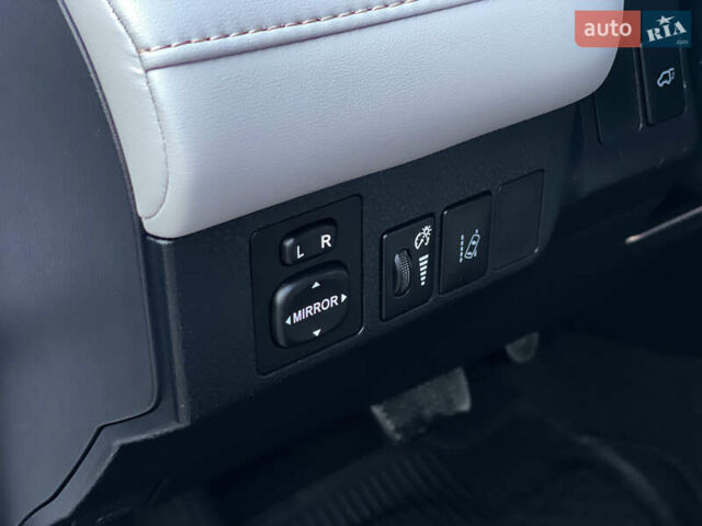 Белый Тойота РАВ 4, объемом двигателя 2.49 л и пробегом 45 тыс. км за 22200 $, фото 35 на Automoto.ua