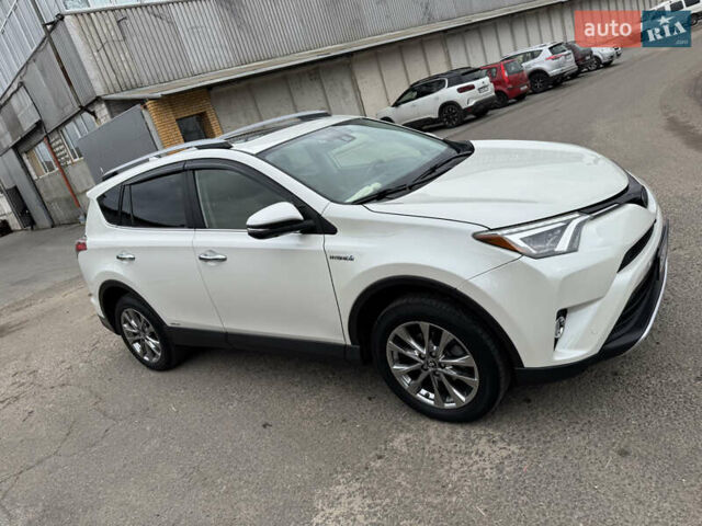 Білий Тойота РАВ 4, об'ємом двигуна 2.49 л та пробігом 96 тис. км за 22300 $, фото 6 на Automoto.ua