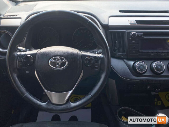 Белый Тойота РАВ 4, объемом двигателя 2 л и пробегом 171 тыс. км за 20300 $, фото 14 на Automoto.ua