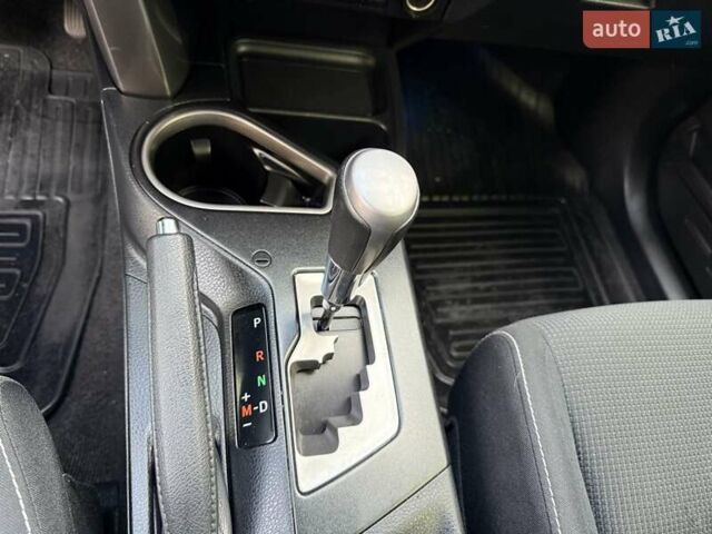 Білий Тойота РАВ 4, об'ємом двигуна 2.23 л та пробігом 192 тис. км за 20500 $, фото 76 на Automoto.ua