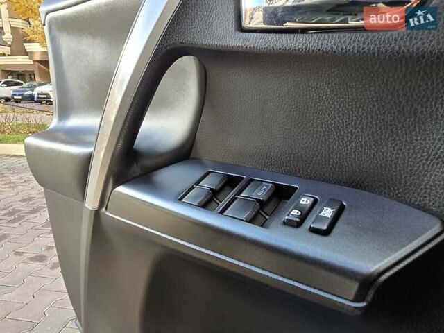 Тойота РАВ 4 2017 в Киеве на Automoto.ua Белый Тойота РАВ 4, объемом двигателя 2.49 л и пробегом 95 тыс. км за 21500 $, фото 22 на Automoto.ua