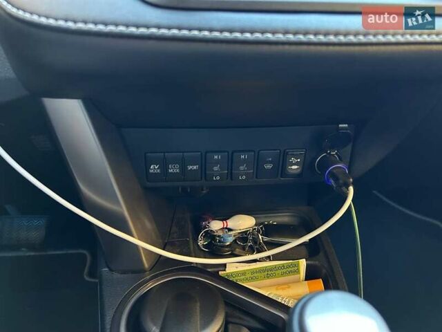 Белый Тойота РАВ 4, объемом двигателя 2.5 л и пробегом 108 тыс. км за 25300 $, фото 33 на Automoto.ua