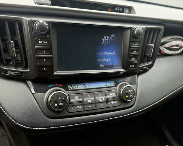 Белый Тойота РАВ 4, объемом двигателя 1.99 л и пробегом 67 тыс. км за 21000 $, фото 7 на Automoto.ua