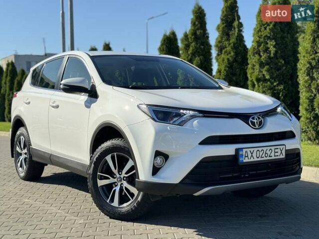 Білий Тойота РАВ 4, об'ємом двигуна 1.99 л та пробігом 93 тис. км за 21500 $, фото 21 на Automoto.ua