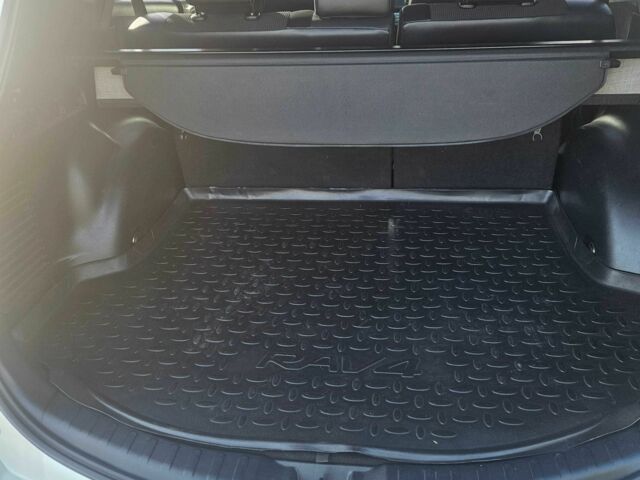 Білий Тойота РАВ 4, об'ємом двигуна 2.2 л та пробігом 290 тис. км за 521 $, фото 6 на Automoto.ua