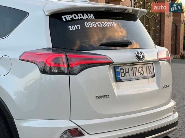 Белый Тойота РАВ 4, объемом двигателя 1.99 л и пробегом 111 тыс. км за 19999 $, фото 9 на Automoto.ua