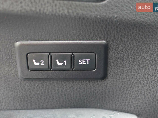 Тойота РАВ 4 2017 в Львове на Automoto.ua Белый Тойота РАВ 4, объемом двигателя 2.49 л и пробегом 187 тыс. км за 22990 $, фото 24 на Automoto.ua