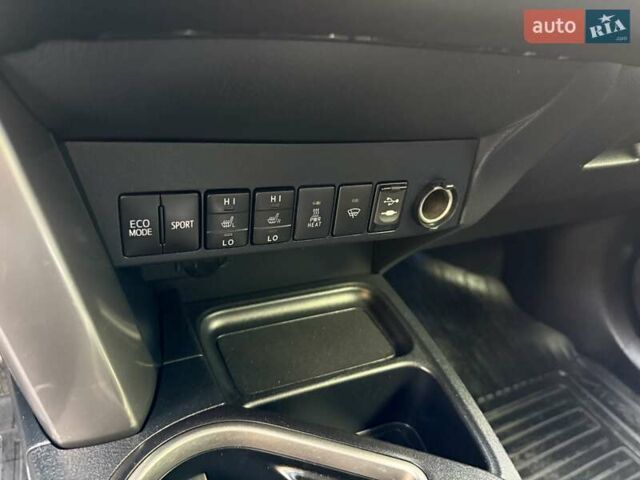 Білий Тойота РАВ 4, об'ємом двигуна 2.23 л та пробігом 192 тис. км за 20500 $, фото 75 на Automoto.ua